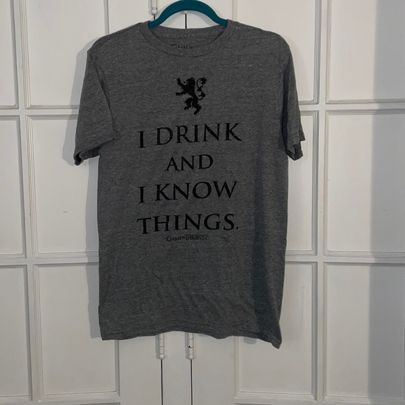 Game of Thrones Tyrion Lannister I Drink & I Know Things T-Shirt Medium - Picture 1 of 3